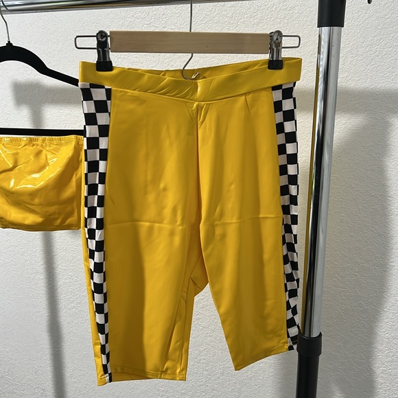 Matching set - Picture 4 of 8